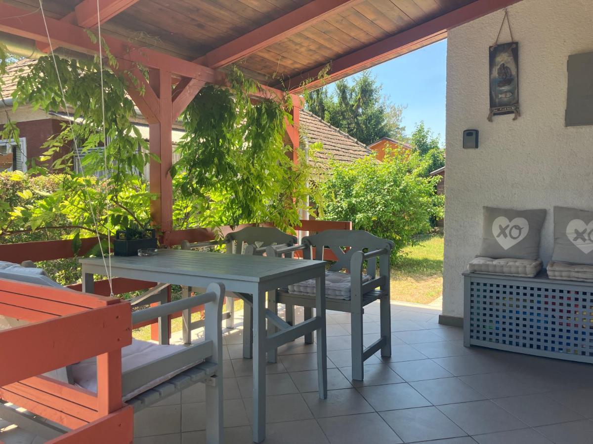 בלטונפנבש Karneol Apartman מראה חיצוני תמונה